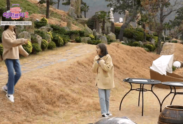 아이즈원 잇힝트립2 장원영 매우 자연스러운 착석 - 꾸르