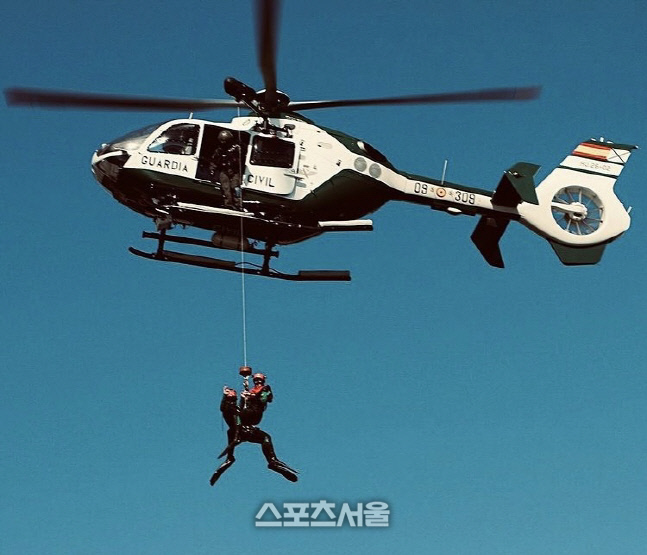 무구루사의 헬기 인명구조훈련