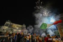 이탈리아, 코로나 1년반 만에 활기…"우리가 유럽 챔피언"