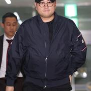 "김호중, 예능서 인터뷰하고 눈물 흘린 것도 거짓말"