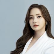한채영, 제작사 대표…'스캔들'로 2년만 복귀