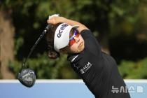 '버디 8개' 신지은, LPGA BMW 챔피언십 1R 공동 선두