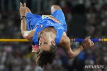 '우상혁 경쟁자' 탬베리, 유럽선수권 우승…대회 신기록 2m37 훌쩍
