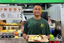 "덕분에 3차 예선 간다"…중국 축구팬들, 싱가포르 식당 '돈쭐'