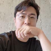 '박지윤과 이혼' 최동석 의미심장글…"月 카드값 4500만원 과소비야?"