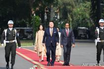 韓-印尼, 전기차 협력 확대…정상회담서 양해각서 2건 체결