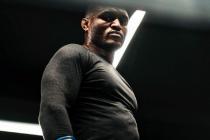 '나이지리아의 악몽' 카마루 우스만, GSP의 12연승을 깨고 UFC 웰터급 사상 최다인 13연승 가즈아!