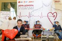 LG전자, 러시아서 주요 출판사와 헌혈캠페인 진행