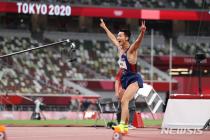 [도쿄2020]우상혁, 일냈다…남자 높이뛰기 4위·2m35 한국 신기록
