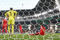 아시아 월드컵 최다승 노리던 한국, 쓰라린 패배만 추가