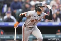 "이정후, 2025년 급성장할 선수…역동적인 타격 능력 기대" MLB닷컴