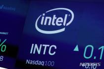 인텔 CEO "반도체 부족 2023년까지 지속될 수도"