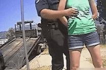 미국 경찰이 여성 몸수색 하는 방법