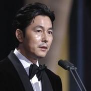 정우성, '혼외자 스캔들' 정면돌파 "아버지 책임 다할 것" 울컥(종합)