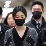 김새론 "혐의 인정, 정말 죄송"…檢, 벌금 2000만원 구형