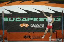 폴란드 남자 높이뛰기 선수, 개막 사흘 전 도핑으로 자격정지[파리 2024]